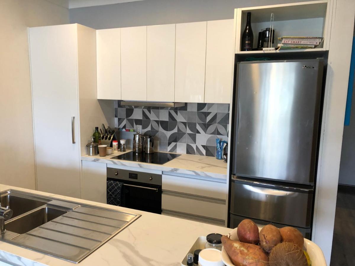 Cool Apartment, Central To Everything, Share With 2X Bulldogs Окленд Экстерьер фото
